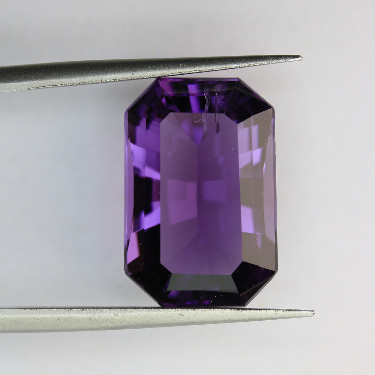 9.95ct faceted Amethyst gemstone