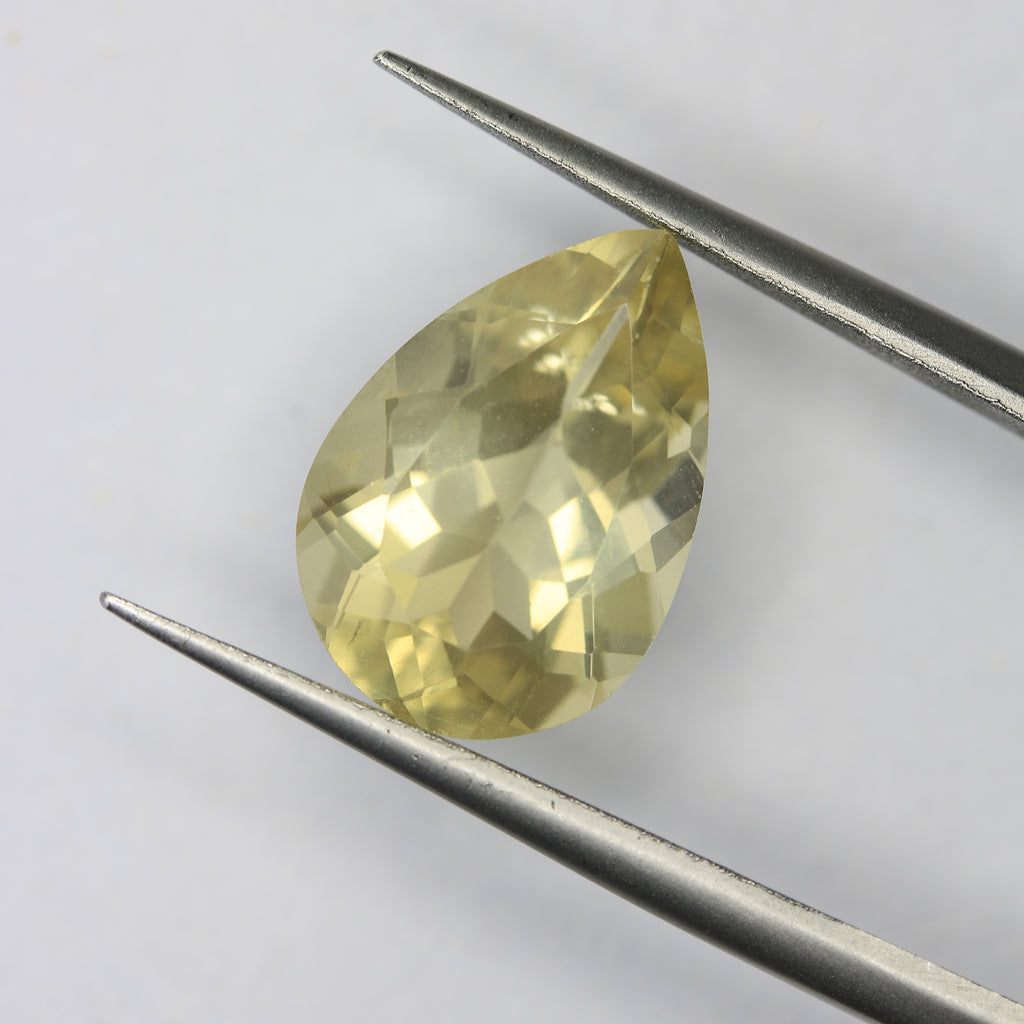 4.85ct faceted Andesine Labradorite gemstone - alternate view 2
