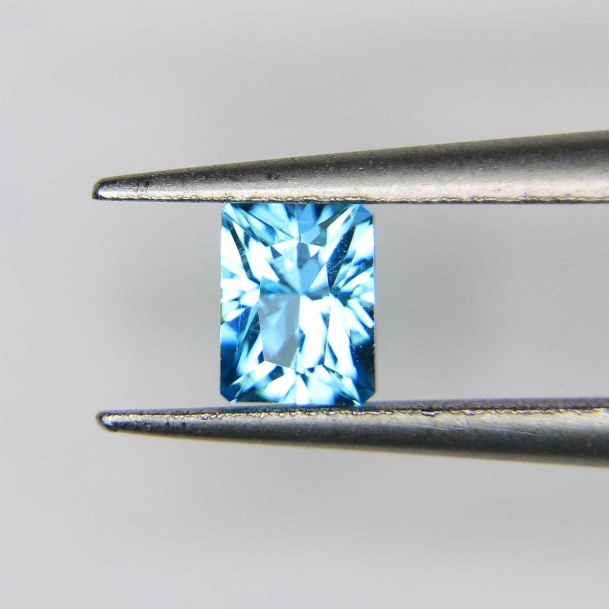 0.42ct faceted Apatite gemstone