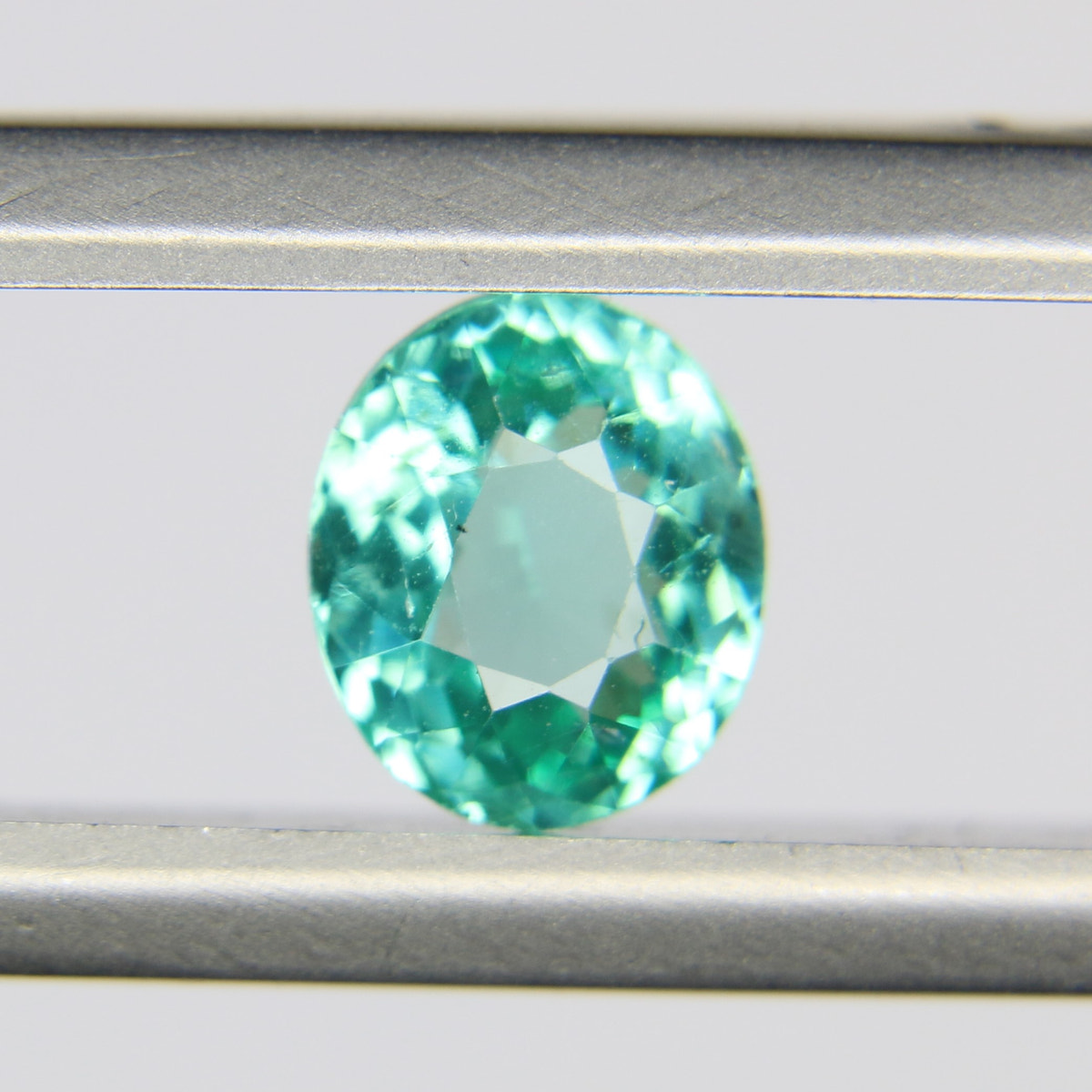 0.8ct faceted Apatite gemstone - alternate view 3