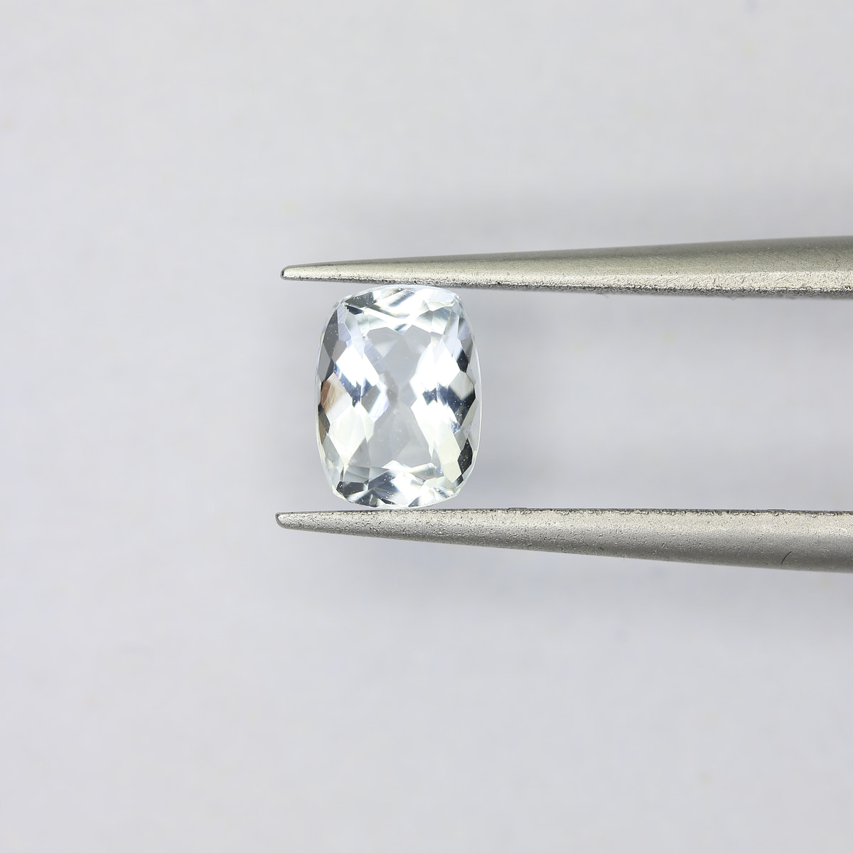 0.55ct faceted Aquamarine gemstone