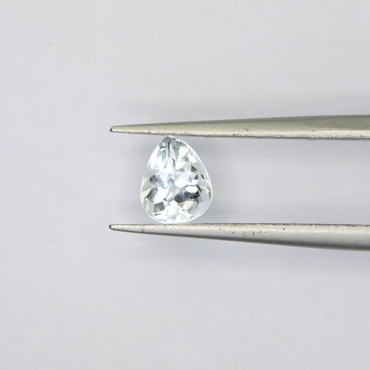 0.65ct faceted Aquamarine gemstone