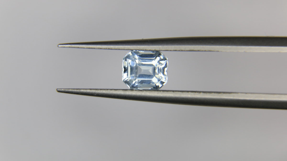 0.74ct faceted Aquamarine gemstone