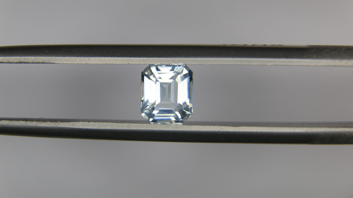 0.84ct faceted Aquamarine gemstone