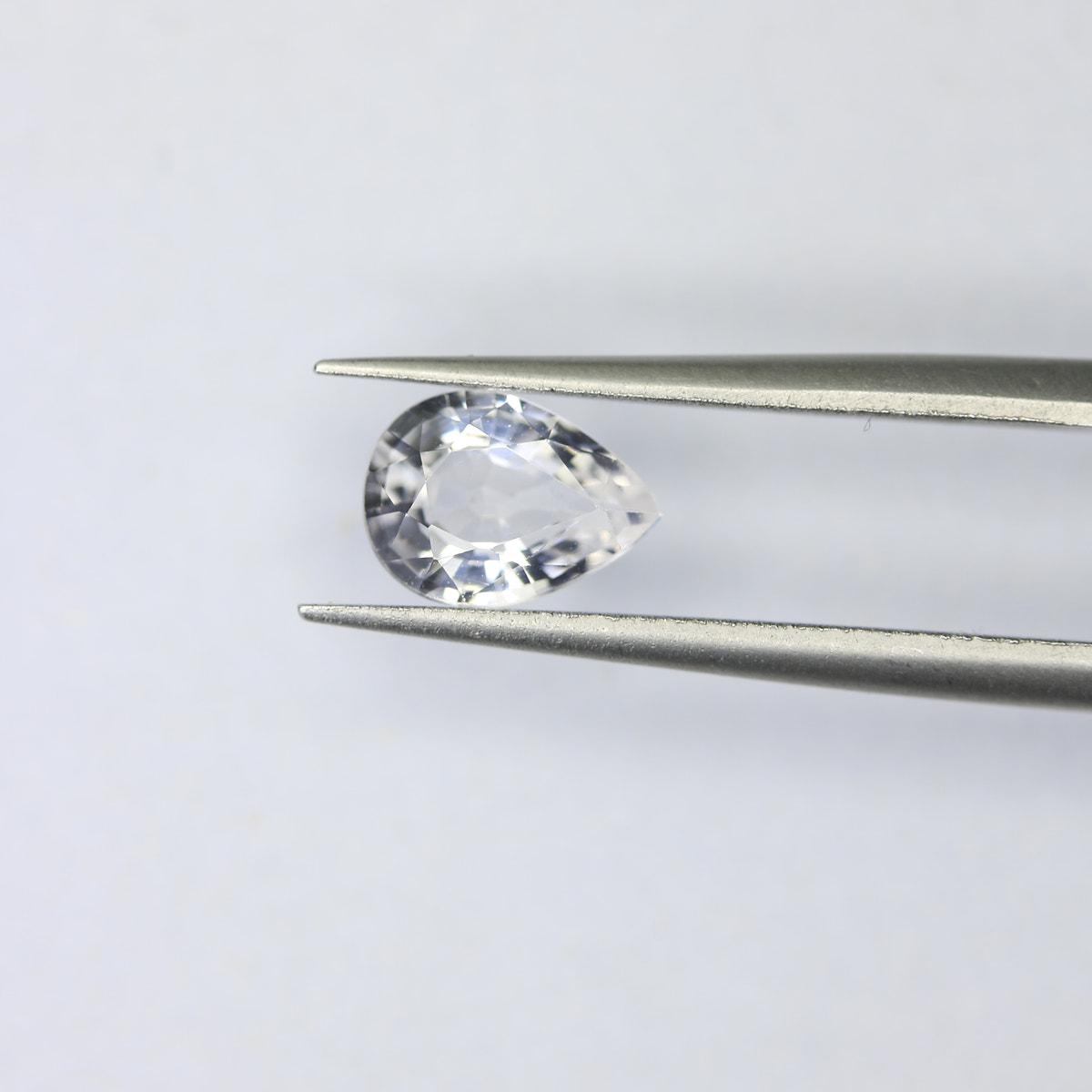 0.98ct faceted Aquamarine gemstone
