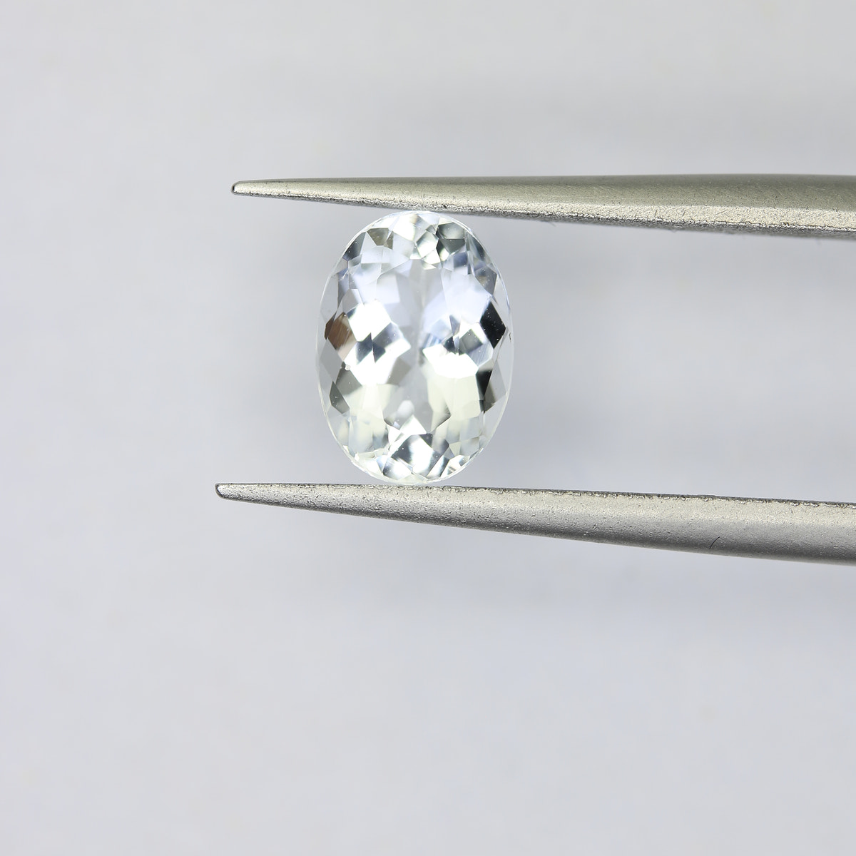 1.15ct faceted Aquamarine gemstone - alternate view 2