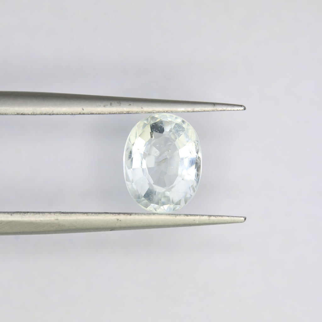 1.35ct faceted Aquamarine gemstone - alternate view 2