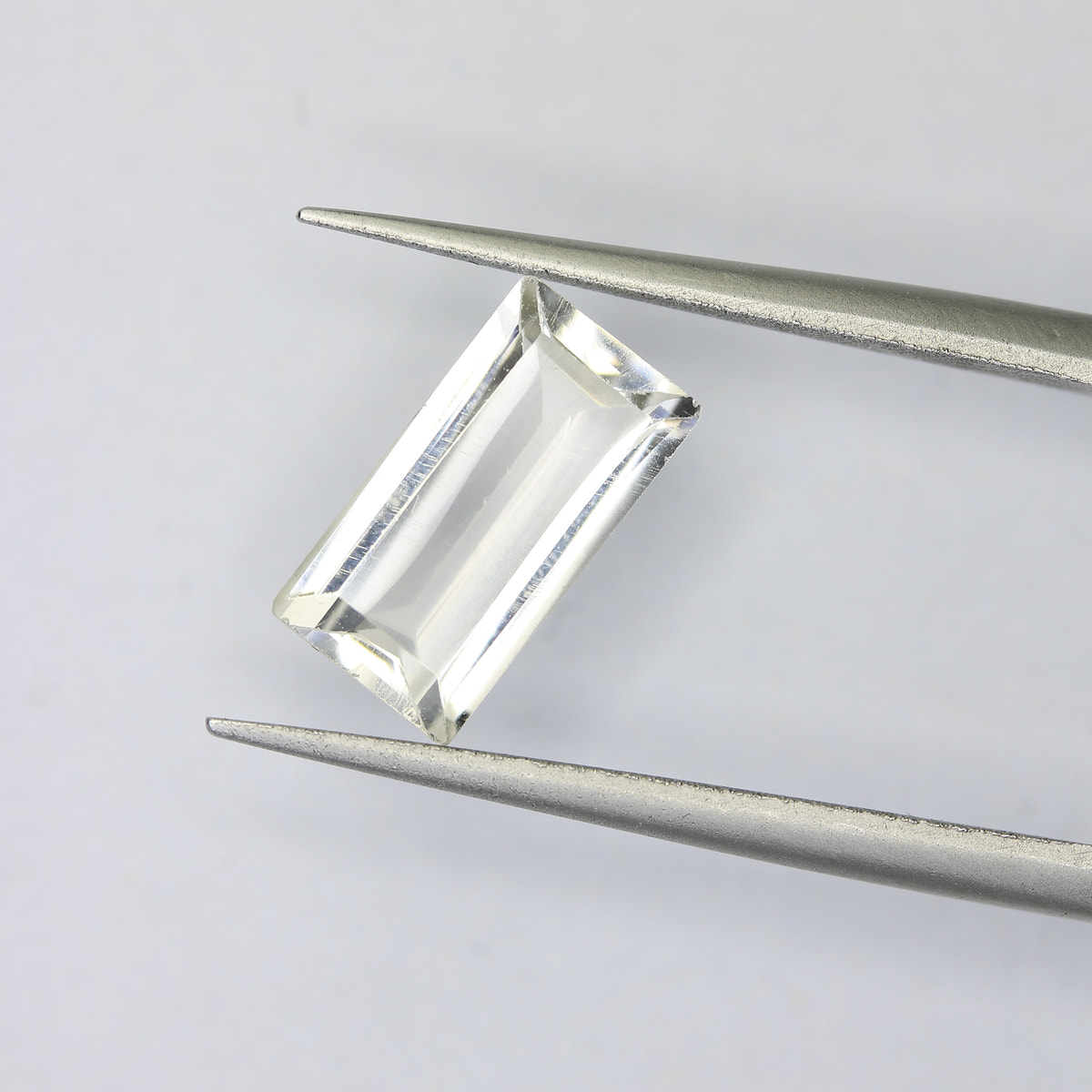 2.3ct faceted Aquamarine gemstone