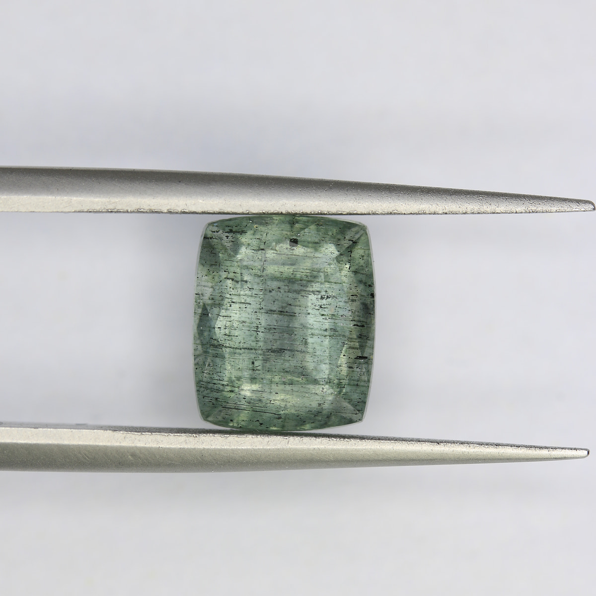 3.15ct faceted Aquamarine gemstone - alternate view 2