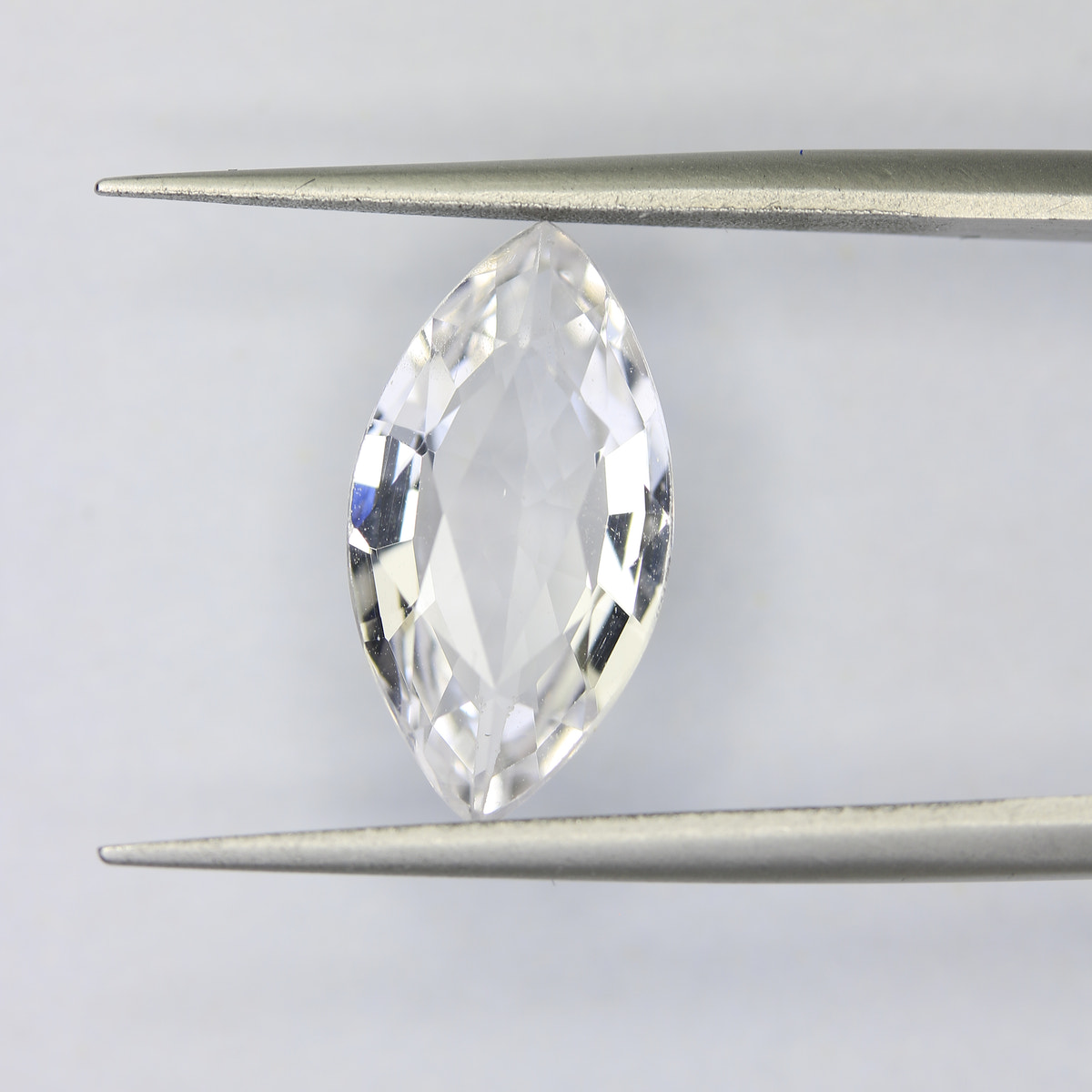 3.22ct faceted Aquamarine gemstone - alternate view 2
