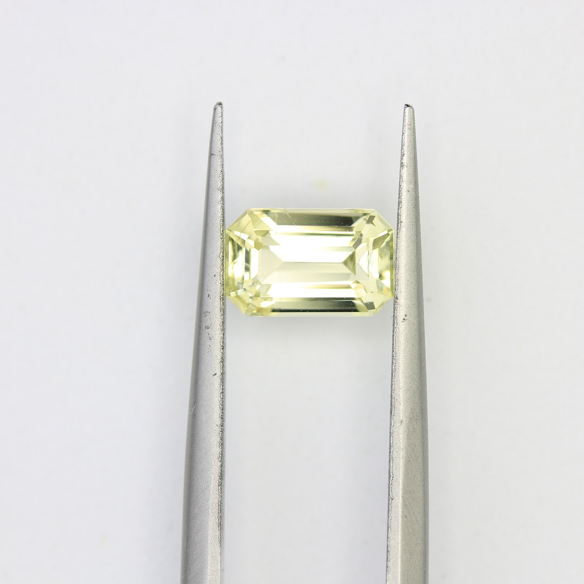 1.2ct faceted Beryl gemstone