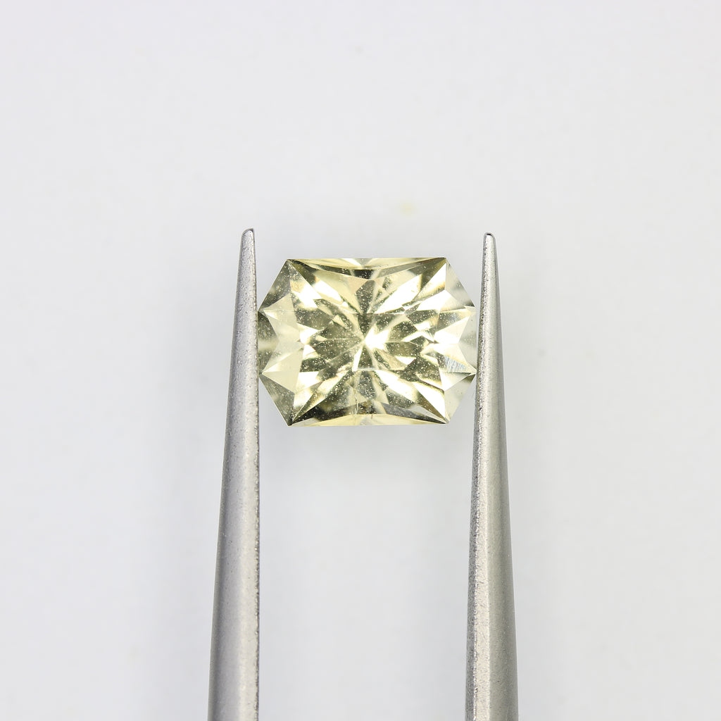 1.58ct faceted Beryl gemstone - alternate view 2